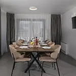 Nadja Zadarvillas Βίλα *