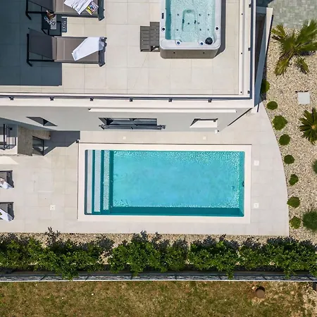 Nadja Zadarvillas Bibinje