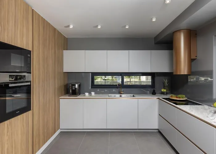 Nadja Zadarvillas * 비빈제